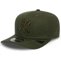 kasketter-buet-gron-snapback-9fifty-stretch-snap-league-essential-fra-new-york-yankees-mlb-af-new-era