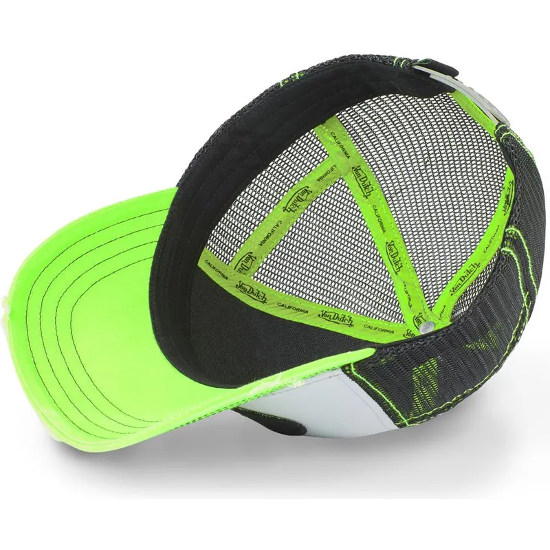 hvid-sort-og-gron-trucker-kasket-sum-col-fra-von-dutch