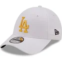 justerbar-hvid-buet-kasket-med-gyldent-logo-9forty-stadium-food-fra-los-angeles-dodgers-mlb-fra-new-era