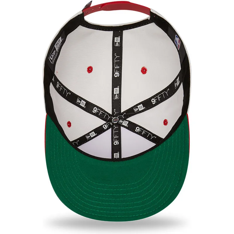 hvid-og-rod-flat-cap-snapback-9fifty-white-crown-fra-chicago-bulls-nba-fra-new-era