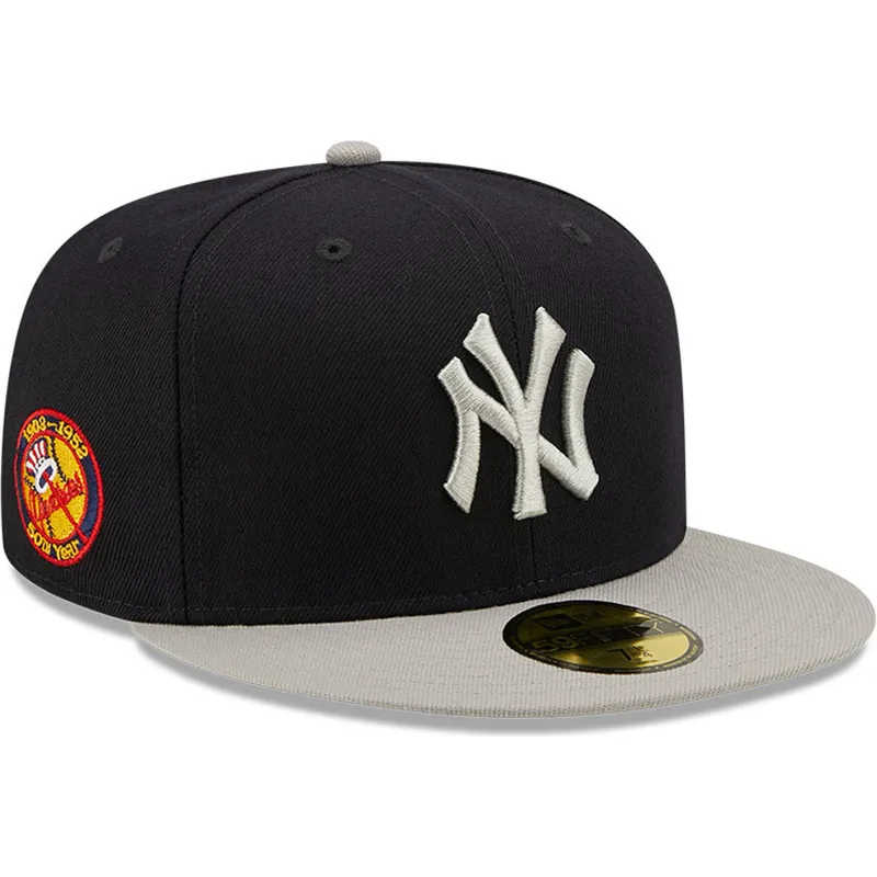 flad-kasket-marinebla-og-gra-justeret-59fifty-sidepatch-fra-new-york-yankees-mlb-fra-new-era