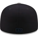 flad-kasket-marinebla-og-gra-justeret-59fifty-sidepatch-fra-new-york-yankees-mlb-fra-new-era