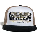 flad-trucker-kasket-hvid-sort-og-guld-spitfire-gold-ww19-fra-wheels-and-waves