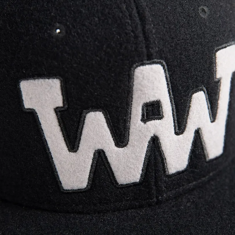 sort-flat-snapback-kasket-waw-ww29-fra-wheels-and-waves