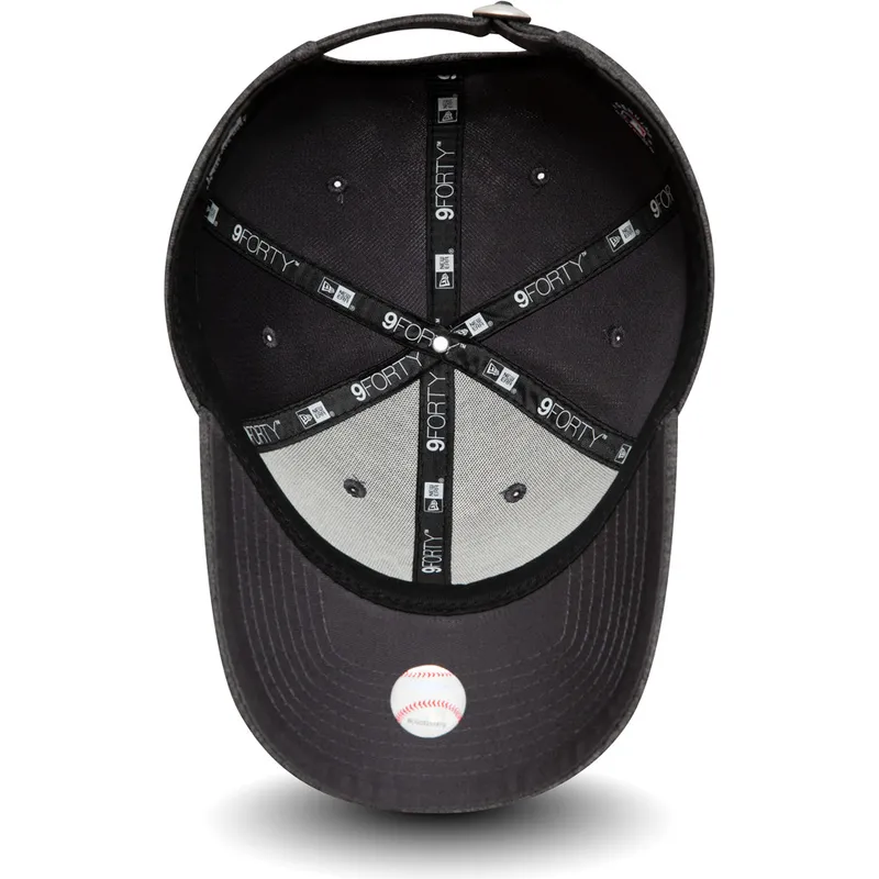 kasketter-buet-gra-justerbar-rem-9forty-shadow-tech-fra-new-york-yankees-mlb-af-new-era