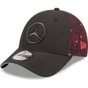 sort-og-rod-justerbar-9forty-esports-grand-prix-mercedes-formel-1-kasket-fra-new-era