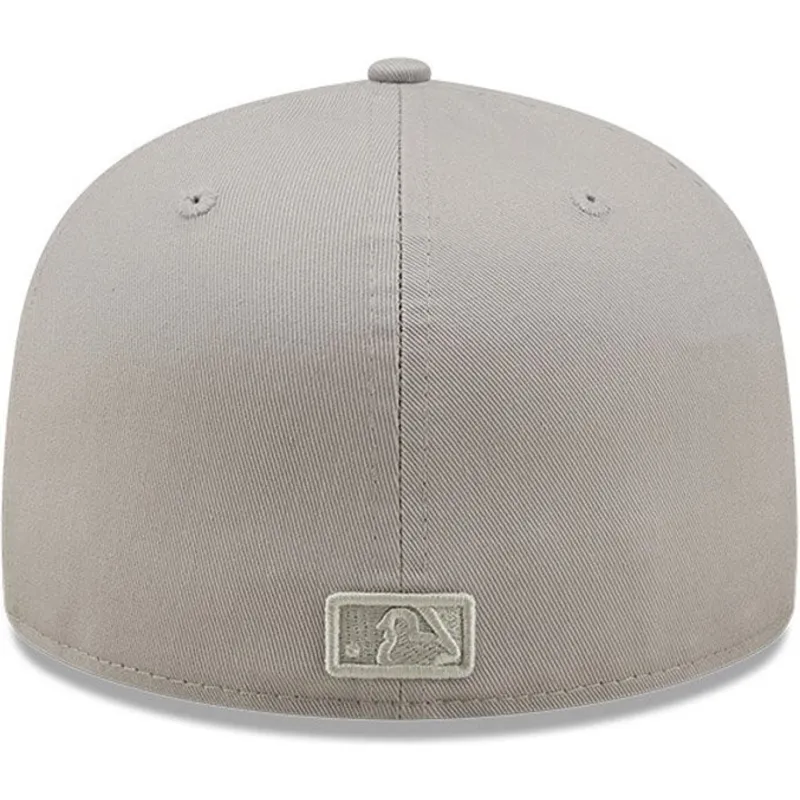 kasketter-flad-gra-tilpasset-59fifty-parche-lateral-world-series-fra-new-york-yankees-mlb-af-new-era