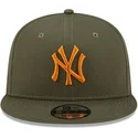 new-era-new-york-yankees-mlb-9fifty-league-essential-gron-flad-snapback-kasket-med-orange-logo