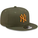 new-era-new-york-yankees-mlb-9fifty-league-essential-gron-flad-snapback-kasket-med-orange-logo