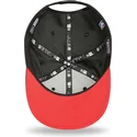 sort-snapback-kasket-med-flad-skygge-og-rodt-logo-9fifty-neon-pack-fra-chicago-bulls-nba-af-new-era