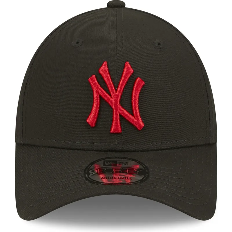 kasketter-buet-sort-justerbar-rem-9forty-league-essential-fra-new-york-yankees-mlb-af-new-era