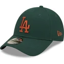 gron-justerbar-buet-kasket-med-brunt-logo-9forty-league-essential-fra-los-angeles-dodgers-mlb-fra-new-era