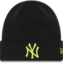 huer-sort-league-essential-cuff-fra-new-york-yankees-mlb-af-new-era