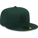 kasketter-flad-gron-tilpasset-59fifty-league-essential-fra-new-york-yankees-mlb-af-new-era