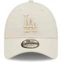 beige-buet-snapback-kasket-med-beige-logo-9forty-repreve-fra-los-angeles-dodgers-mlb-fra-new-era