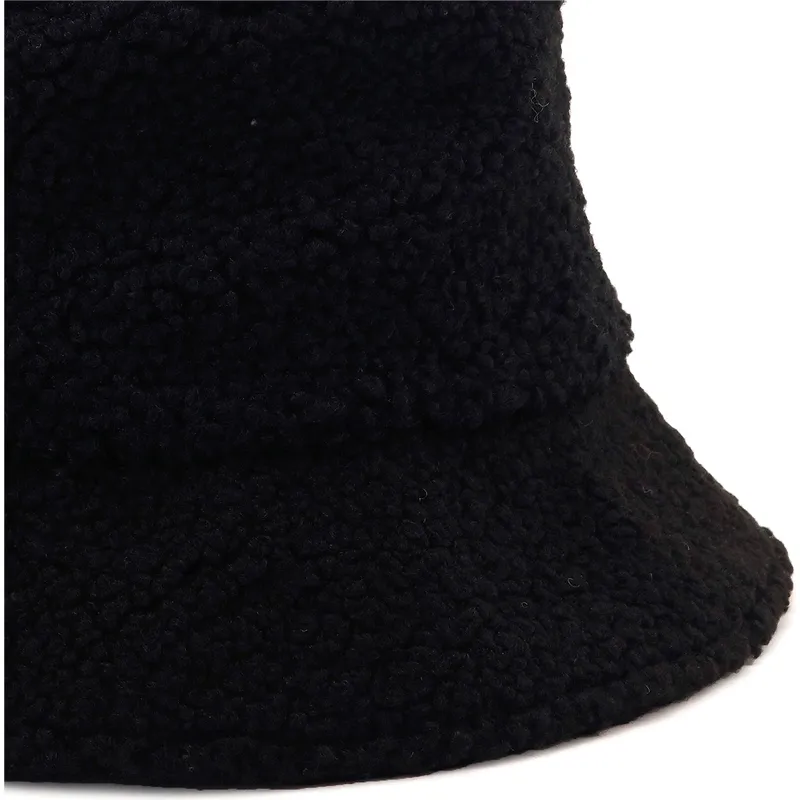 spande-sort-fra-bucket-negro-core-winter-af-puma spande-sort-fra-bucket-negro-core-winter-af-puma