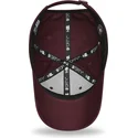 kasketter-buet-rod-justerbar-rem-granate-9forty-league-essential-fra-new-york-yankees-mlb-af-new-era