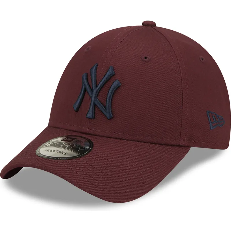 kasketter-buet-rod-justerbar-rem-granate-9forty-league-essential-fra-new-york-yankees-mlb-af-new-era