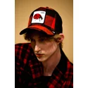 goorin-bros-lady-plaidy-bug-the-farm-rod-og-sort-marihone-trucker-kasket