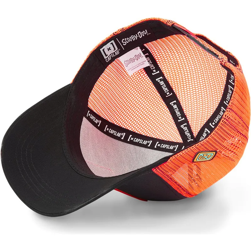scooby-doo-heehee-hee-sort-og-orange-trucker-kasket-fra-capslab