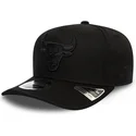 sort-curved-snapback-kasket-med-sort-logo-9fifty-tonal-stretch-snap-fra-chicago-bulls-nba-fra-new-era