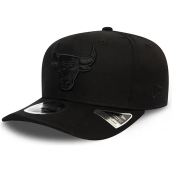 sort-curved-snapback-kasket-med-sort-logo-9fifty-tonal-stretch-snap-fra-chicago-bulls-nba-fra-new-era