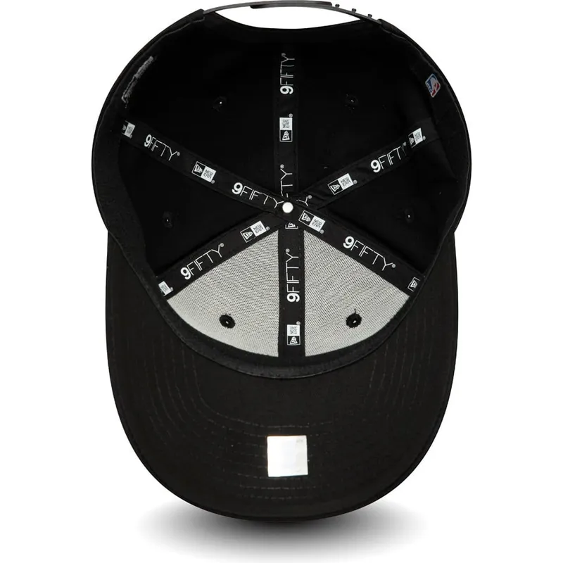 sort-curved-snapback-kasket-med-sort-logo-9fifty-tonal-stretch-snap-fra-chicago-bulls-nba-fra-new-era