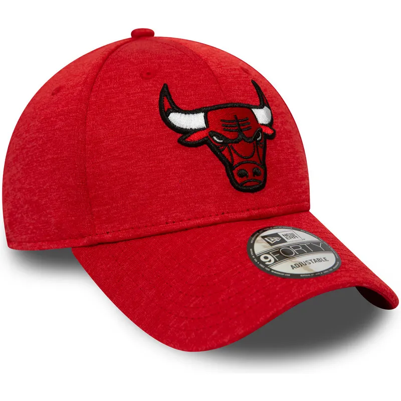 kasketter-buet-rod-justerbar-rem-9forty-shadow-tech-fra-chicago-bulls-nba-af-new-era