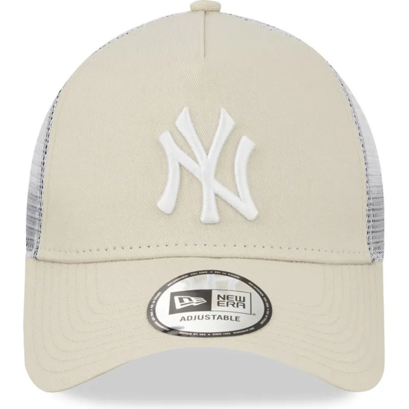 beige-og-hvid-trucker-kasket-9forty-a-frame-fra-new-york-yankees-mlb-fra-new-era