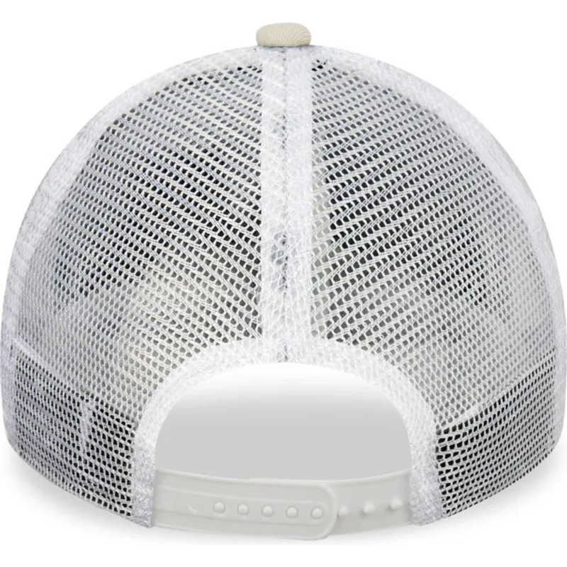 beige-og-hvid-trucker-kasket-9forty-a-frame-fra-new-york-yankees-mlb-fra-new-era