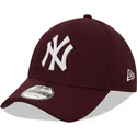 kasketter-buet-rod-justerbar-rem-granate-9forty-diamond-era-fra-new-york-yankees-mlb-af-new-era