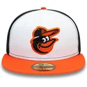 baltimore-orioles-mlb-new-era-59fifty-authentic-on-field-hvid-sort-og-orange-justerbar-flad-kasket