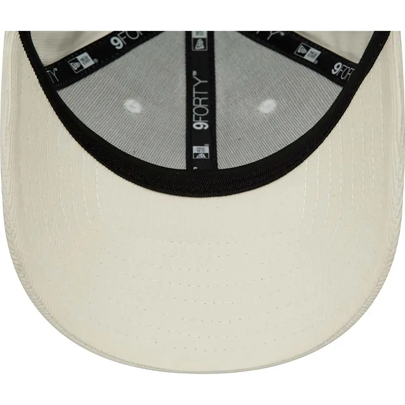 kasketter-buet-beige-justerbar-rem-9forty-cord-mini-fra-los-angeles-dodgers-mlb-af-new-era