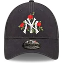 kasketter-buet-marinebla-justerbar-rem-9forty-flower-fra-new-york-yankees-mlb-af-new-era