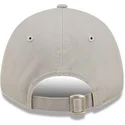 beige-justerbar-buet-kasket-til-drenge-9forty-league-essential-chicago-white-sox-mlb-fra-new-era