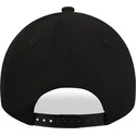 sort-buet-snapback-kasket-med-sort-logo-9forty-league-essential-fra-new-york-yankees-mlb-fra-new-era