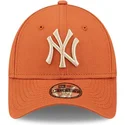 kasketter-buet-orange-justerbar-rem-til-barn-9forty-league-essential-fra-new-york-yankees-mlb-af-new-era