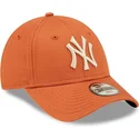 kasketter-buet-orange-justerbar-rem-til-barn-9forty-league-essential-fra-new-york-yankees-mlb-af-new-era