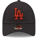 justerbar-marinebla-buet-kasket-til-drenge-med-brunt-logo-9forty-league-essential-fra-los-angeles-dodgers-mlb-fra-new-era