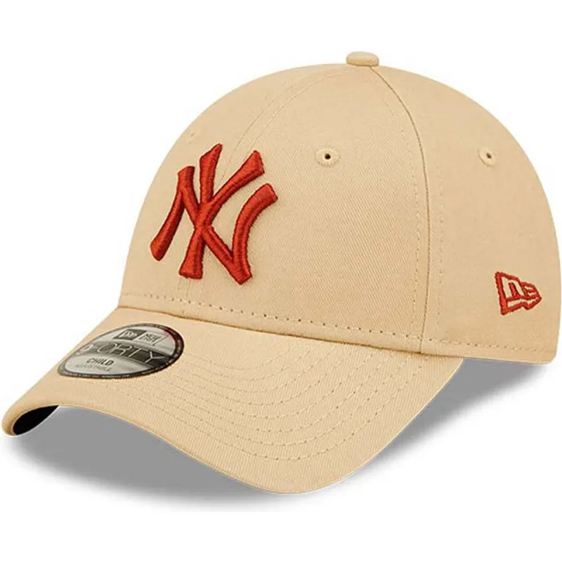 kasketter-buet-beige-justerbar-rem-til-barn-marron-9forty-league-essential-fra-new-york-yankees-mlb-af-new-era