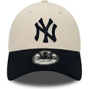 kasketter-buet-beige-justerbar-rem-9forty-fra-new-york-yankees-mlb-af-new-era