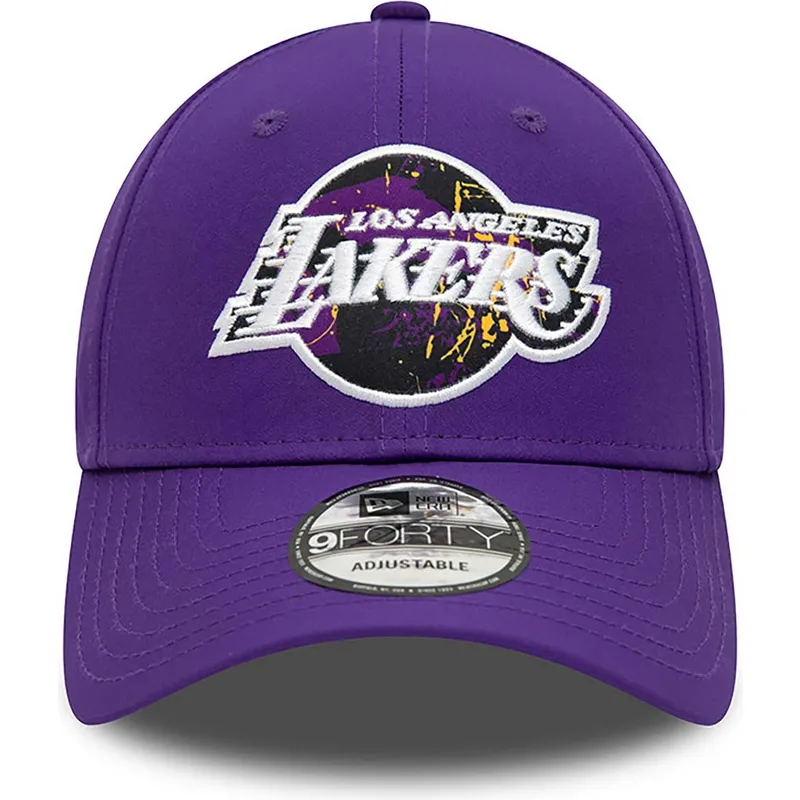 kasketter-buet-violet-justerbar-rem-9forty-print-infill-fra-los-angeles-lakers-nba-af-new-era