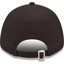 sort-justerbar-kasket-med-buet-skygge-og-gult-logo-9forty-league-essential-fra-los-angeles-dodgers-mlb-af-new-era
