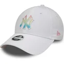 kasketter-buet-hvid-justerbar-rem-multicolor-9forty-ombre-infill-fra-new-york-yankees-mlb-af-new-era