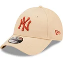 kasketter-buet-beige-justerbar-rem-marron-9forty-league-essential-fra-new-york-yankees-mlb-af-new-era