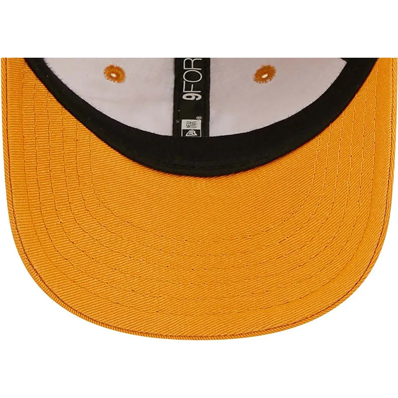 kasketter-buet-orange-justerbar-rem-til-barn-pequeno-9forty-league-essential-fra-new-york-yankees-mlb-af-new-era