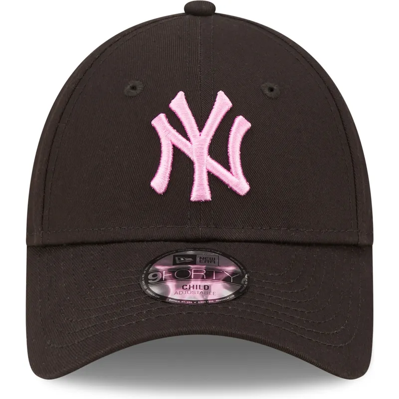 kasketter-buet-sort-justerbar-rem-til-barn-rosa-9forty-league-essential-fra-new-york-yankees-mlb-af-new-era