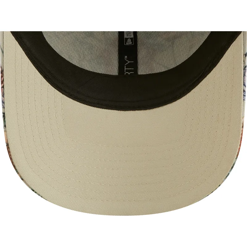 kasketter-buet-beige-justerbar-rem-9forty-all-over-print-floral-fra-new-york-yankees-mlb-af-new-era