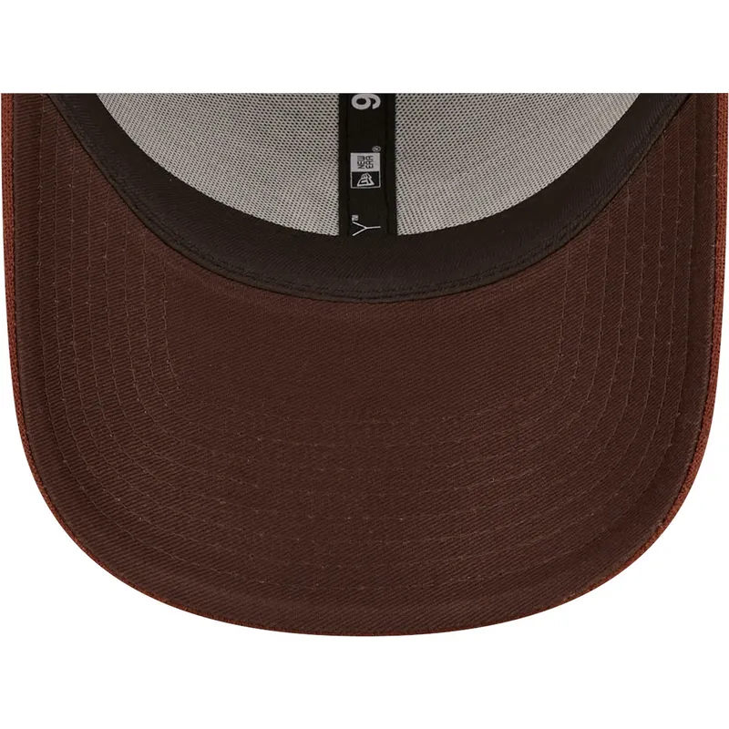 kasketter-buet-brun-justerbar-rem-9forty-linen-fra-new-york-yankees-mlb-af-new-era kasketter-buet-brun-justerbar-rem-9forty-linen-fra-new-york-yankees-mlb-af-new-era