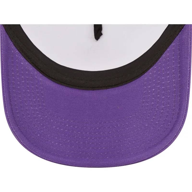 hvid-sort-og-lilla-trucker-kasket-a-frame-team-colour-fra-los-angeles-lakers-nba-fra-new-era